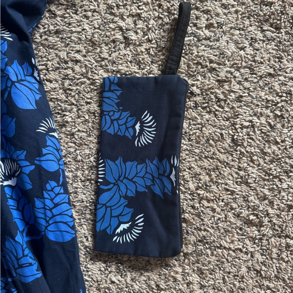 Sig Zane Navy and Blue Floral Maxi Dress - Picture 2 of 4